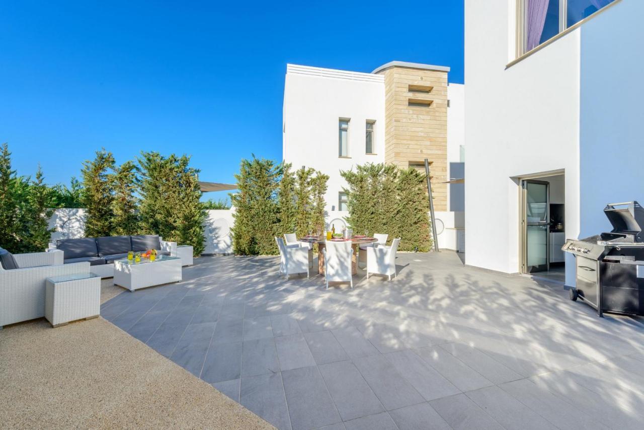 Villa Imperial بروتاراس المظهر الخارجي الصورة