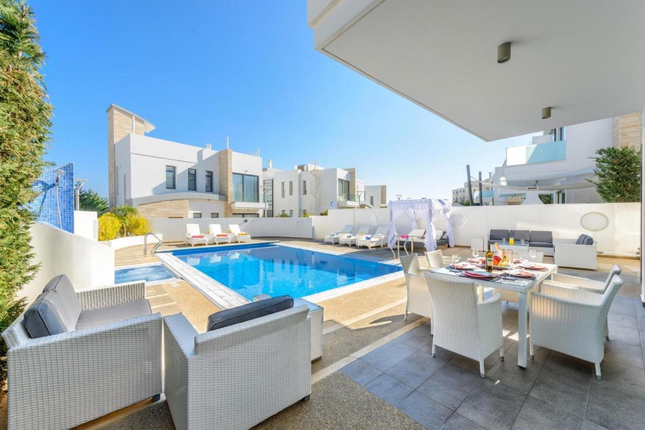 Villa Imperial بروتاراس المظهر الخارجي الصورة